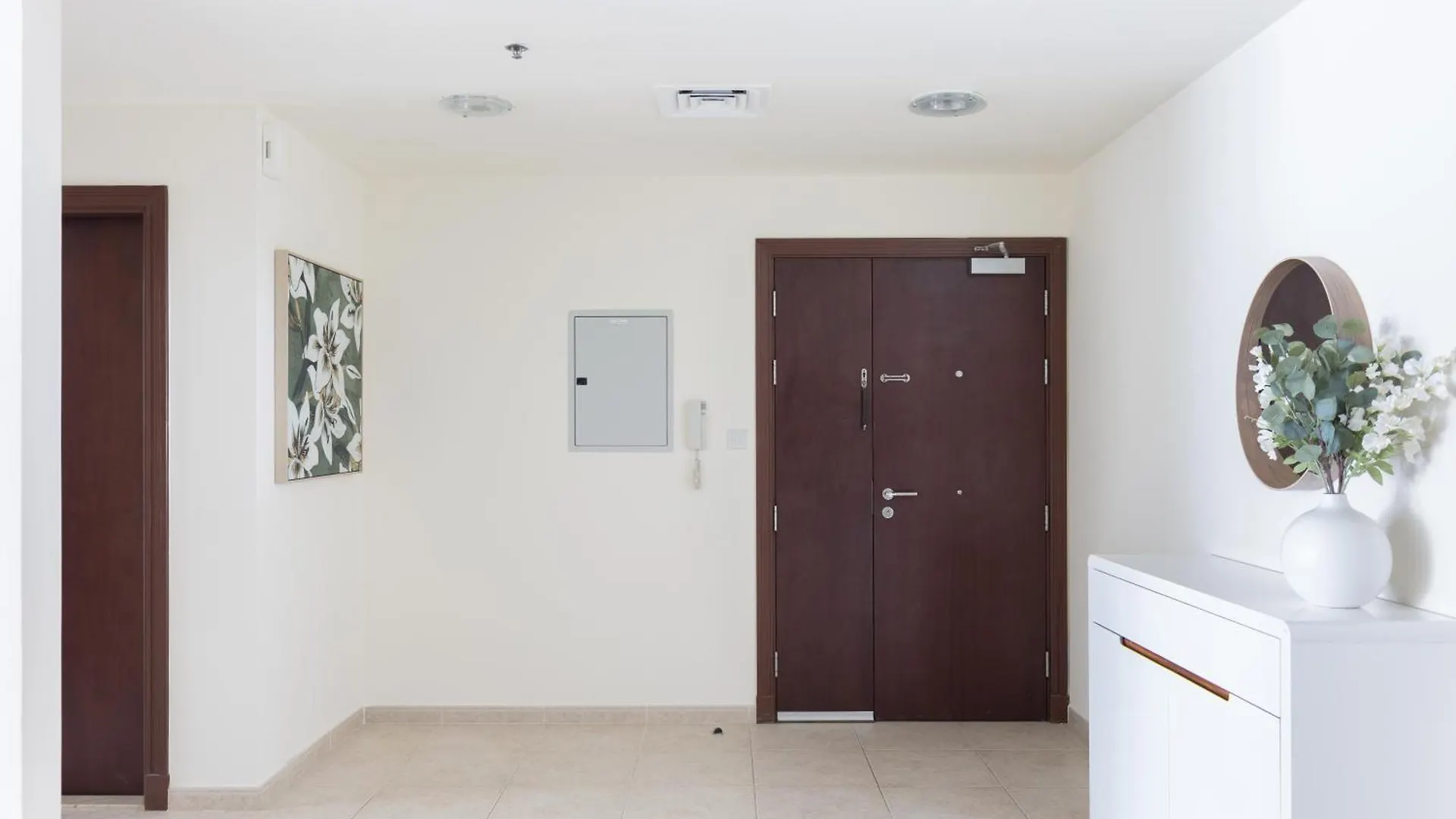 High Floor Elegance,Prime Location-Close To Tram Dubai