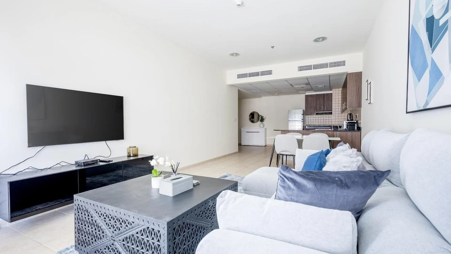 High Floor Elegance,Prime Location-Close To Tram Dubai 0*,